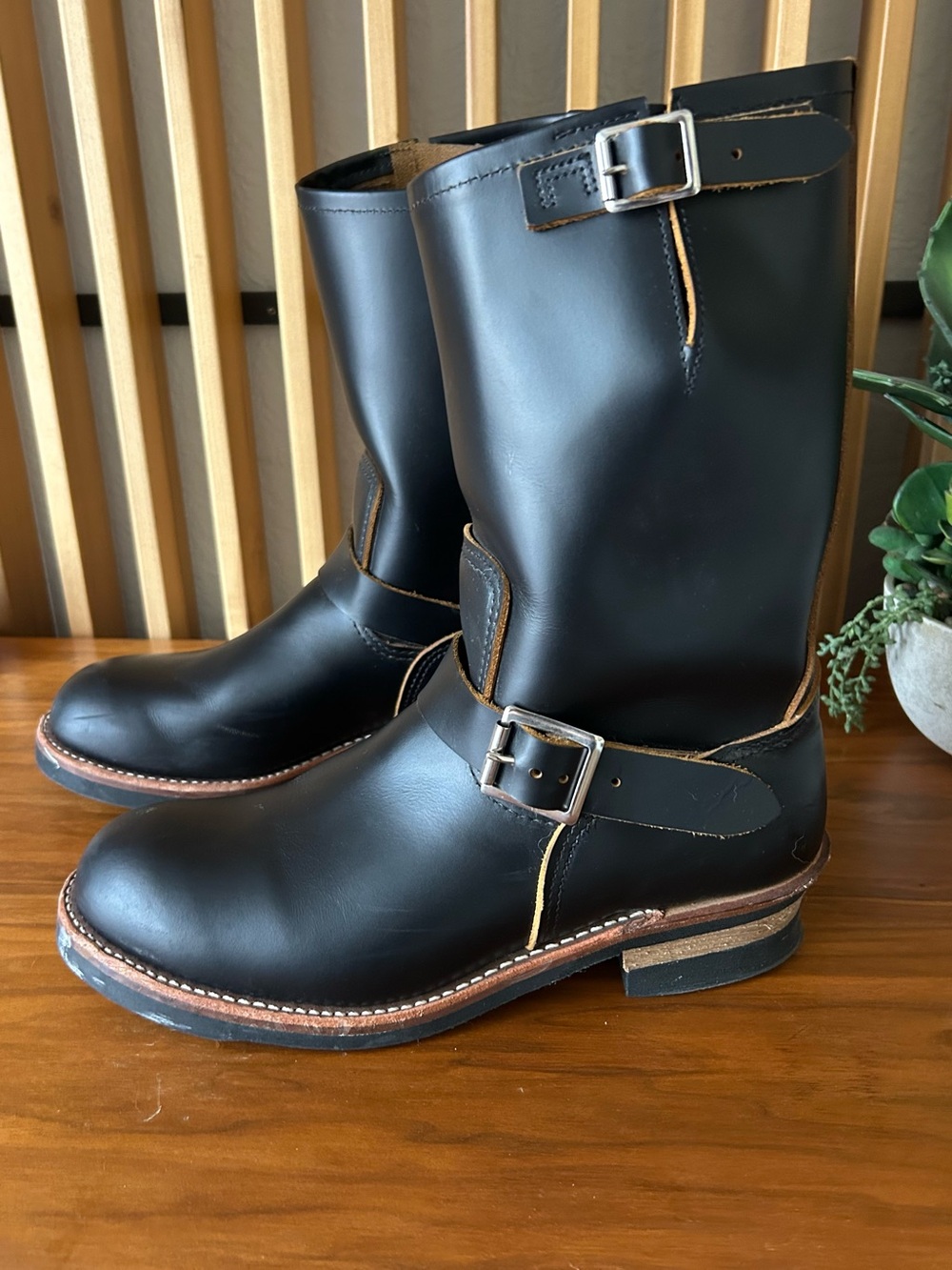 RED WING Black Leather Engineer Boots - Men